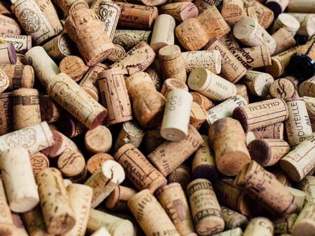 Original Crafts From Wine Corks